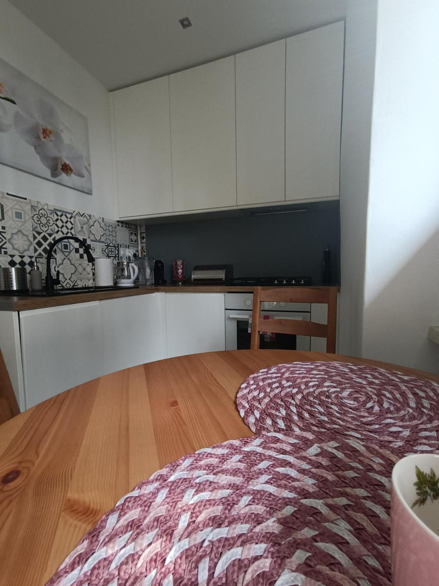 Mieszkanie W Poblizu Starego Miasta Warsaw Luaran gambar